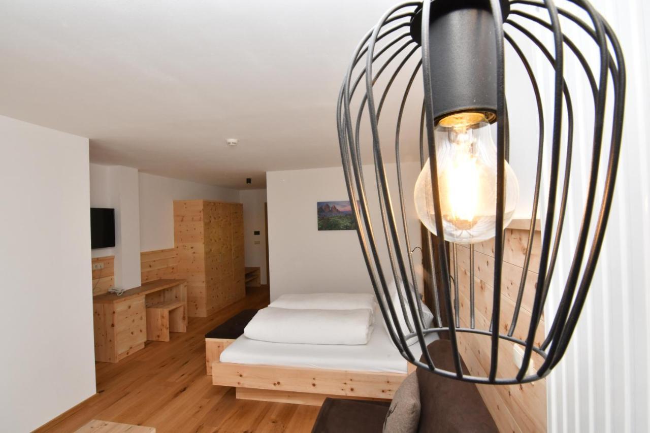 Hotel Kristall Маранца Екстер'єр фото